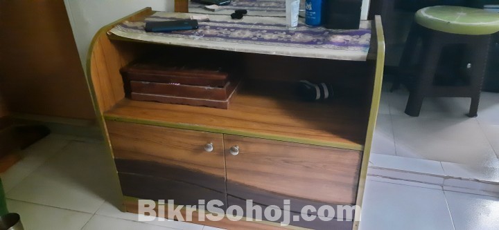 OTOBI dressing table